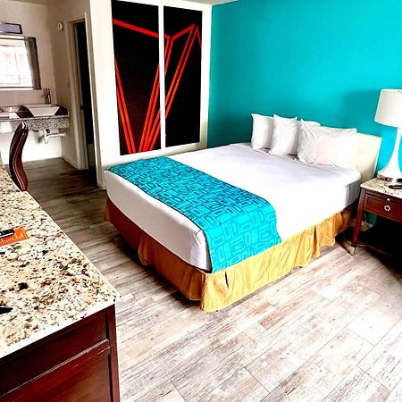 Howard Johnson By Wyndham Downtown Рино Екстериор снимка