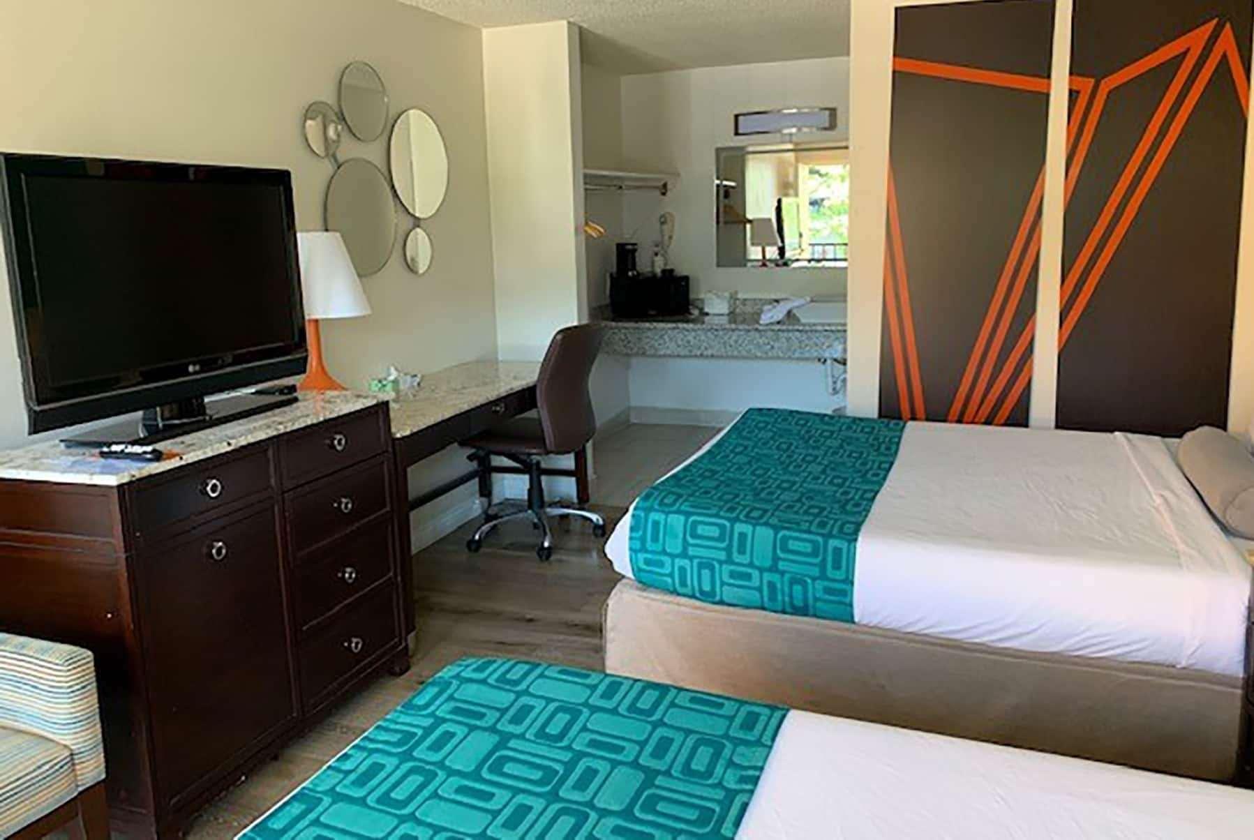 Howard Johnson By Wyndham Downtown Рино Екстериор снимка